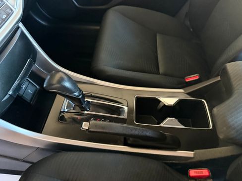 Used 2014 Honda Accord LX image 10