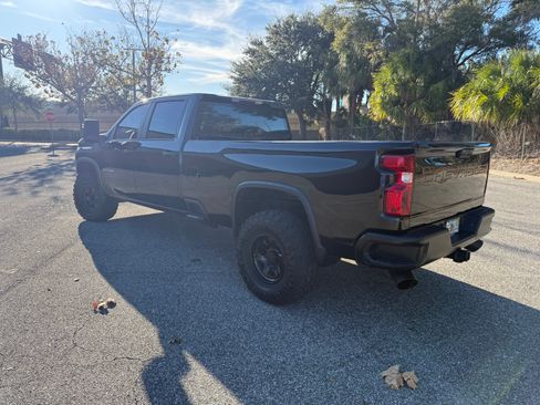 Used 2023 Chevrolet Silverado 2500 W/T w/ WT Fleet Convenience Package image 6