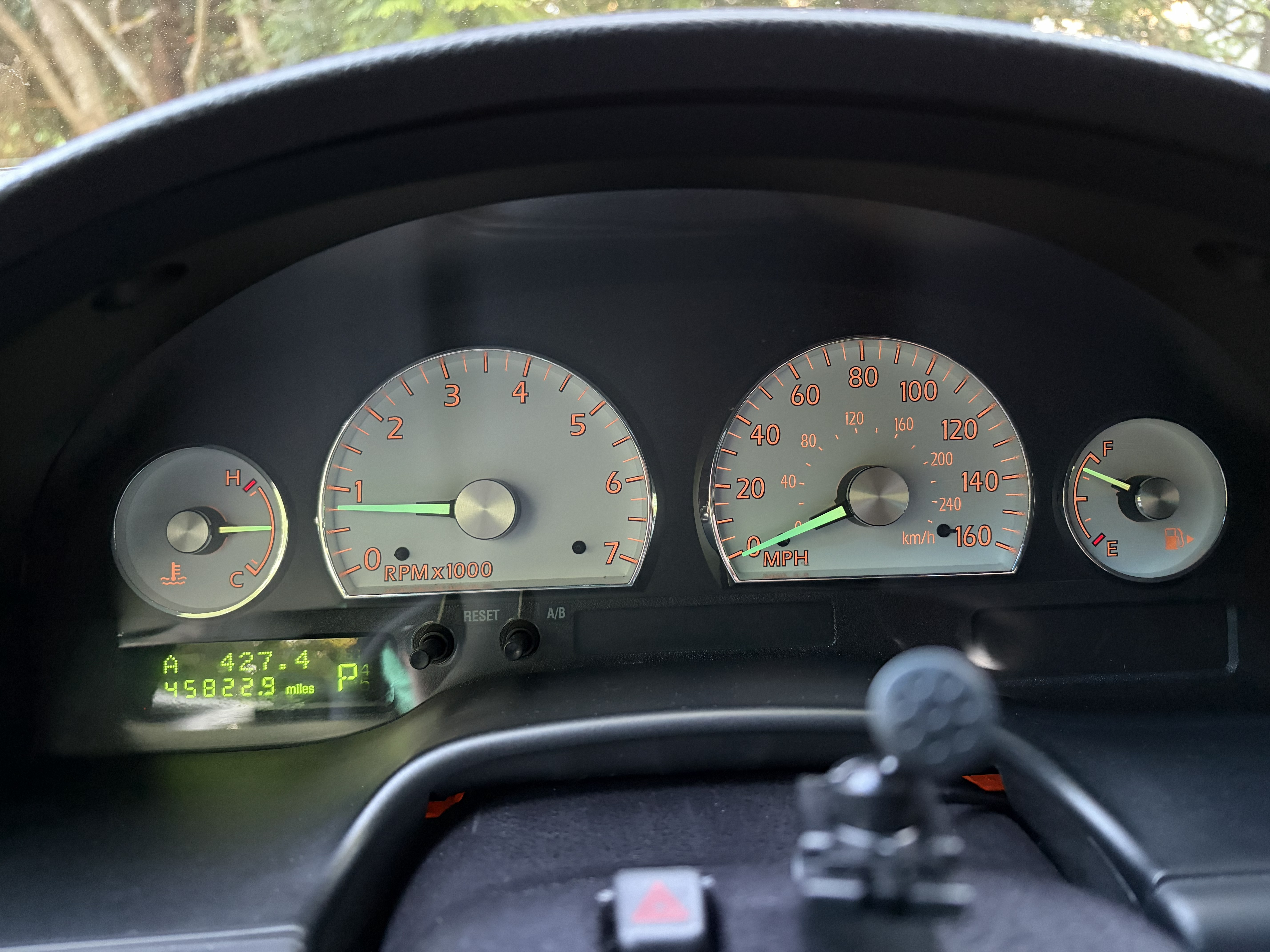 Used 2004 Ford Thunderbird RWD image 17
