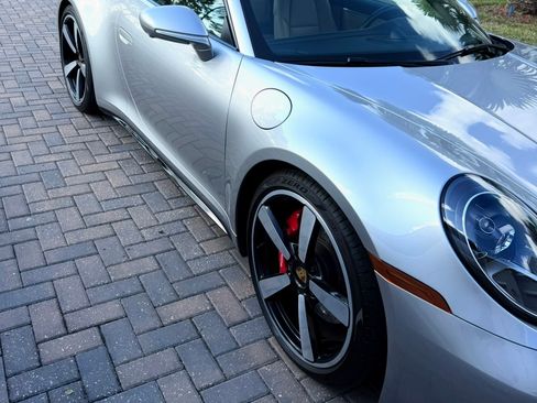 Used 2024 Porsche 911 Carrera S RWD image 4