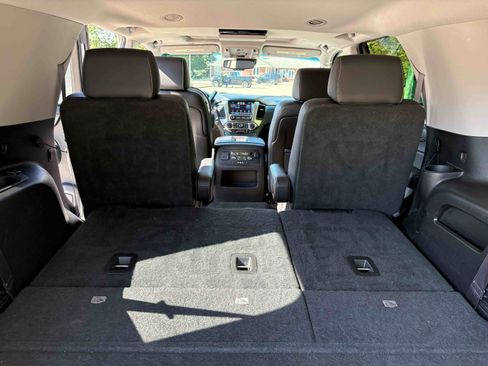 Used 2015 Chevrolet Tahoe LTZ AWD/4WD image 4