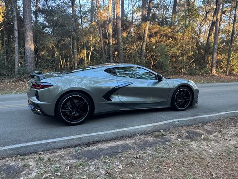 Used 2023 Chevrolet Corvette Stingray Premium Cpe w/ Z51 Performance Package image 8