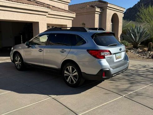 Used 2019 Subaru Outback 2.5i Limited AWD/4WD image 1