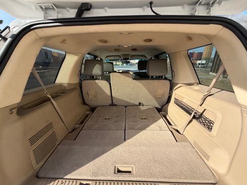 Used 2007 Ford Explorer Eddie Bauer image 10