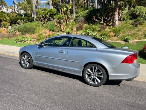 Used 2013 Volvo C70 T5 image 13