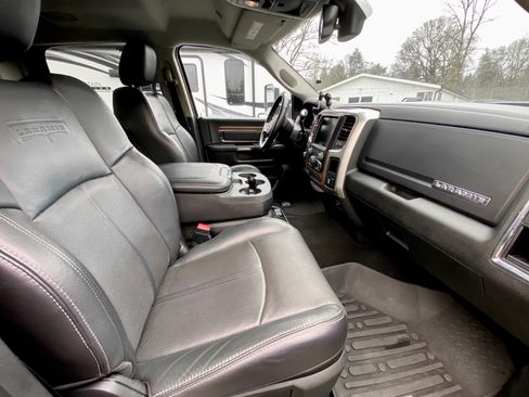 Used 2018 RAM 2500 Laramie image 16