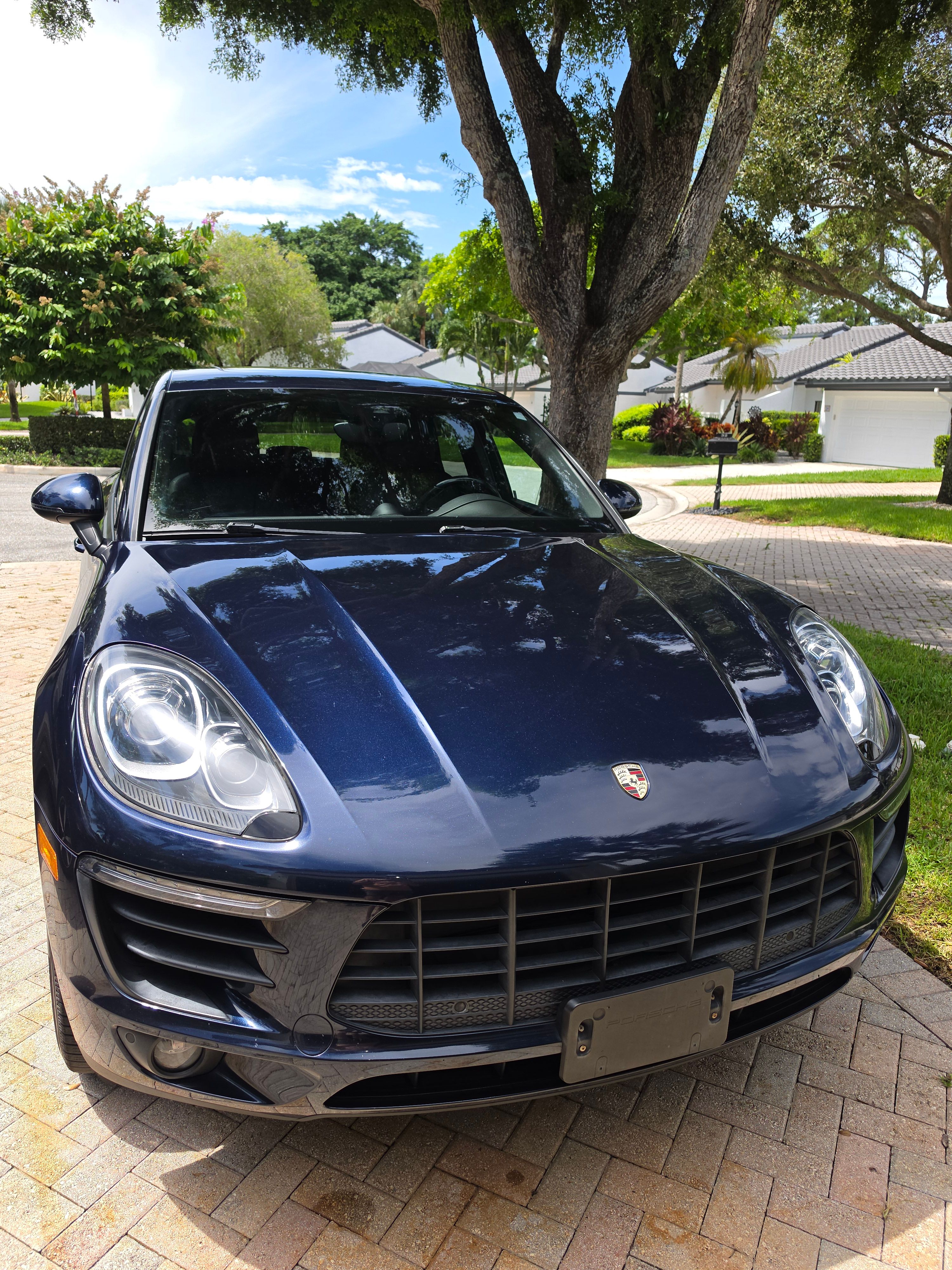 Used 2017 Porsche Macan AWD/4WD image 18