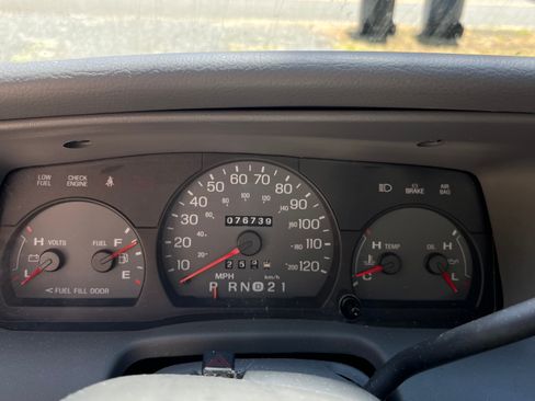 Used 2004 Mercury Grand Marquis LS RWD image 12