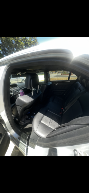Used 2012 Mercedes-Benz E 350 BlueTEC Sedan image 4