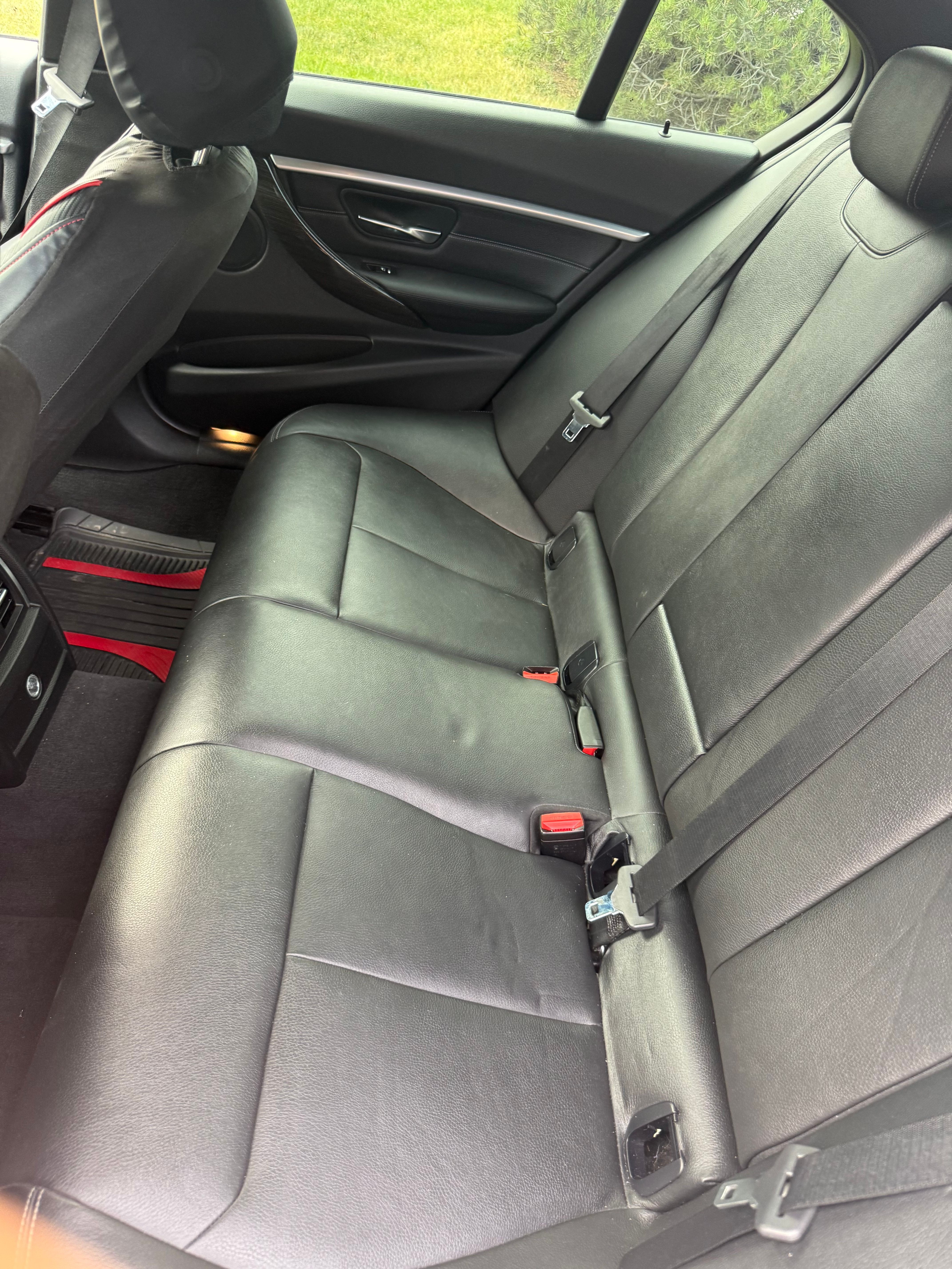 Used 2016 BMW 328i Sedan RWD image 11