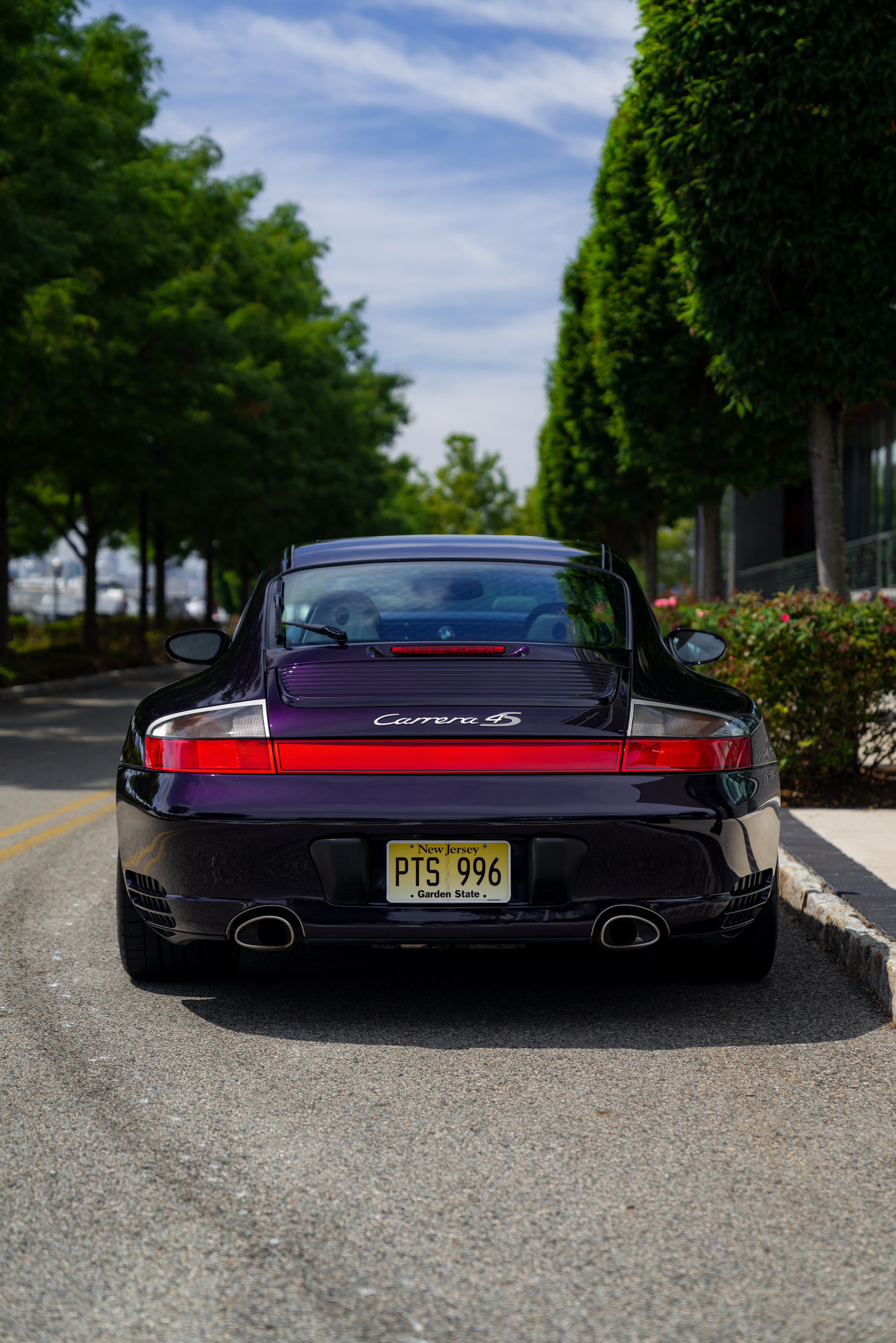Used 2002 Porsche 911 Carrera 4S AWD/4WD image 6