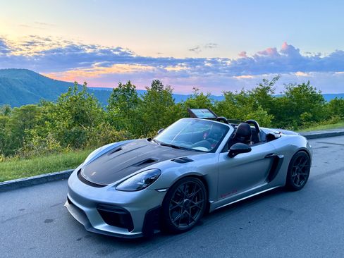 Used 2025 Porsche 718 Boxster Spyder RS RWD image 1