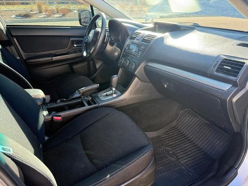 Used 2013 Subaru Crosstrek 2.0i Premium image 9