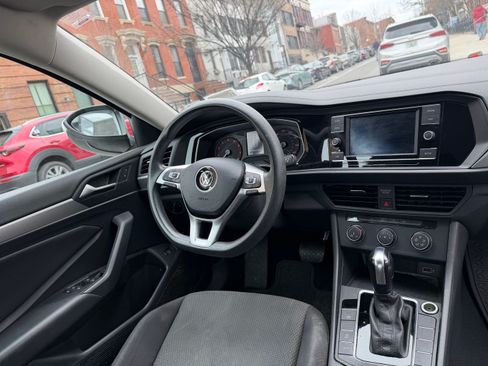 Used 2019 Volkswagen Jetta S w/ Driver Assistance Package image 4