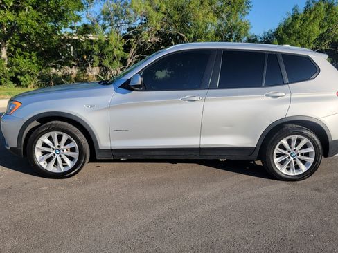Used 2013 BMW X3 xDrive28i image 2