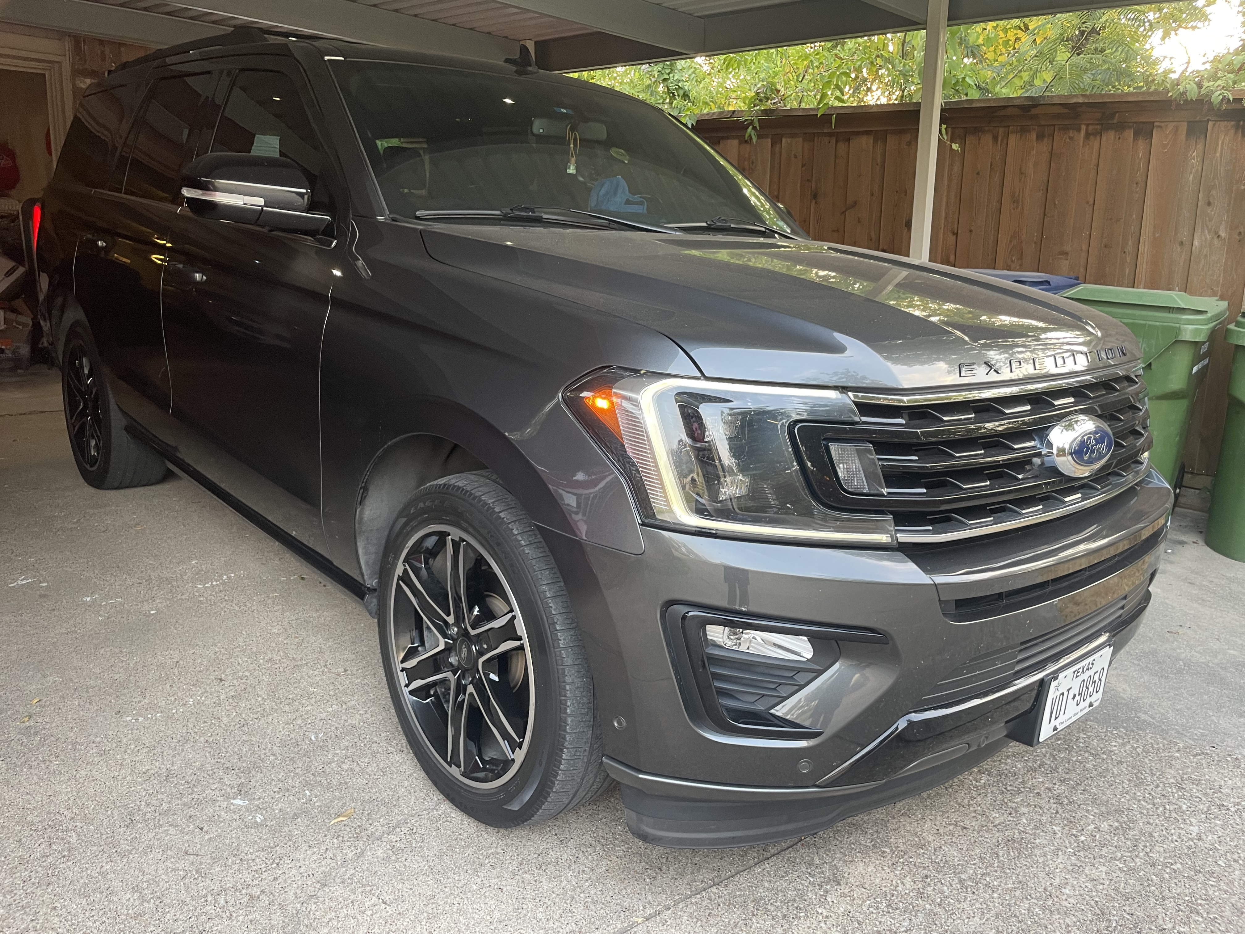 Used 2020 Ford Expedition Limited w/ Equipment Group 303A RWD image 11