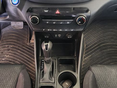 Used 2016 Hyundai Tucson Sport image 12