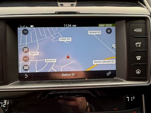 Used 2017 Jaguar XE R-Sport image 12