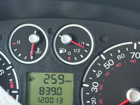 Used 2011 Ford Transit Connect XLT image 14