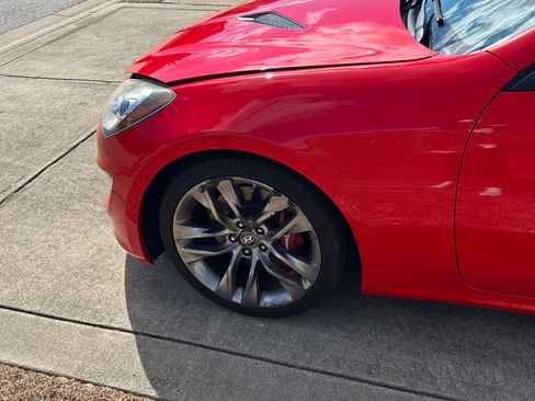 Used 2015 Hyundai Genesis 3.8 image 10