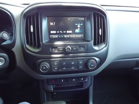 Used 2017 Chevrolet Colorado W/T w/ WT Convenience Package RWD image 25