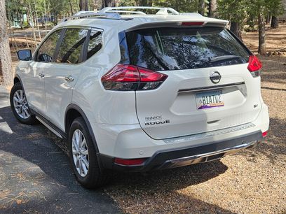 Used 2020 Nissan Rogue SV