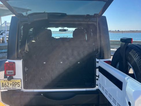 Used 2017 Jeep Wrangler Unlimited Sport w/ Quick Order Package 24S image 14