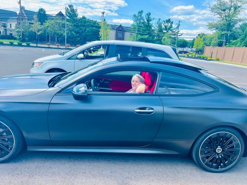 Used 2024 Mercedes-Benz CLE 300 4MATIC Coupe image 1