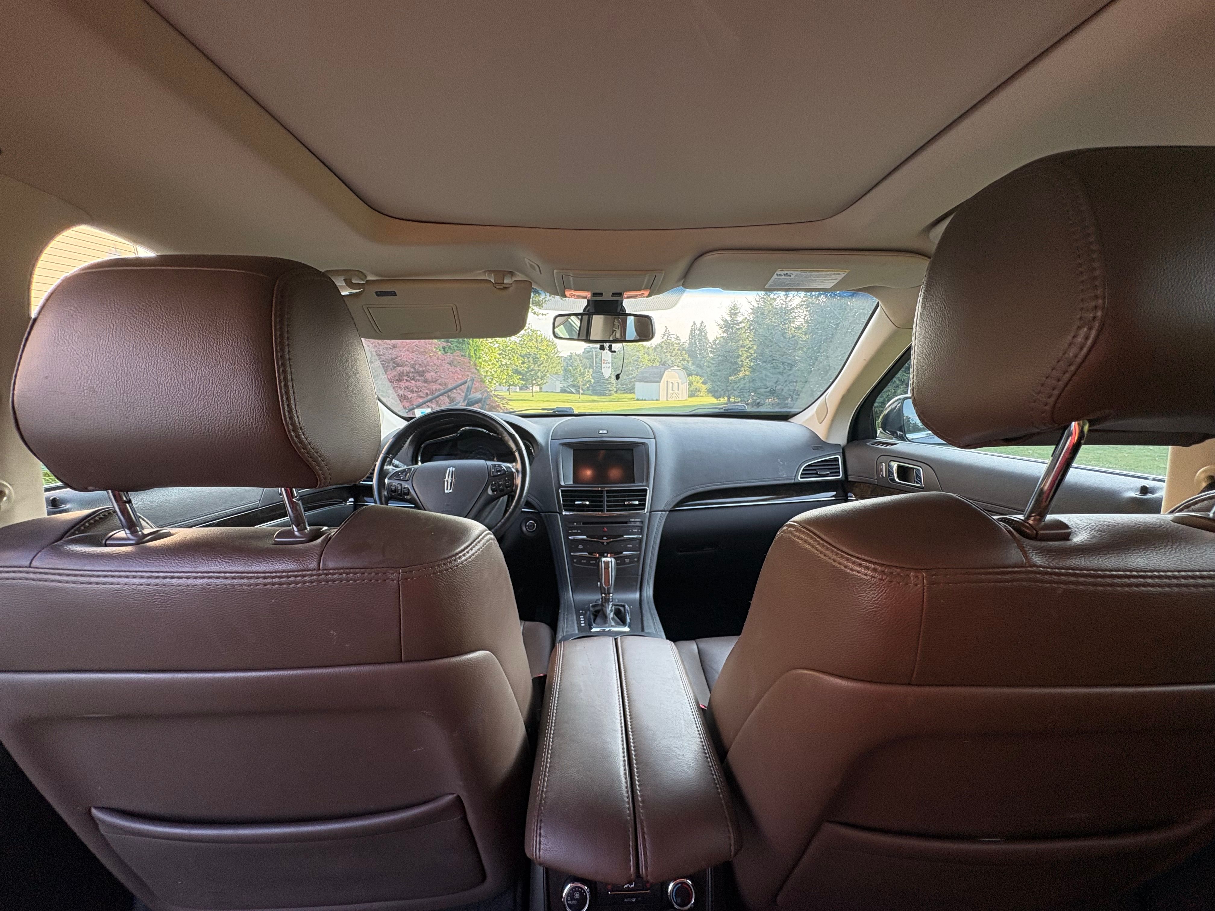 Used 2014 Lincoln MKT AWD w/ Equipment Group 201A image 8