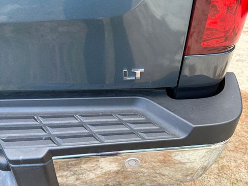 Used 2013 Chevrolet Silverado 2500 LT w/ Interior Plus Package image 6