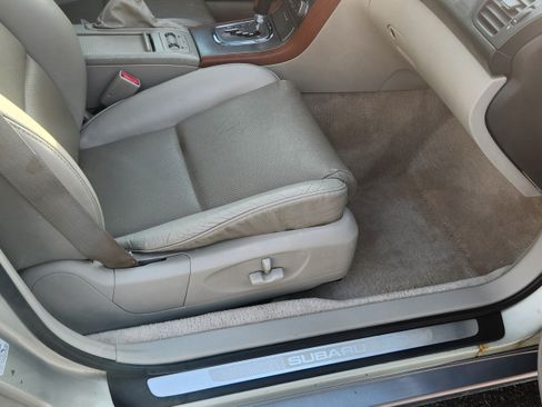 Used 2005 Subaru Outback 3.0R L.L. Bean image 11