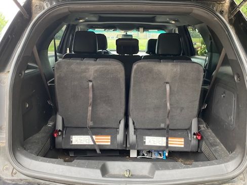 Used 2011 Ford Explorer XLT w/ 202A Rapid Spec Order Code FWD image 6
