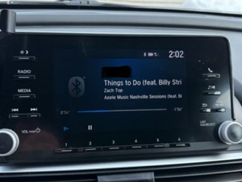 Used 2019 Honda Accord LX image 11