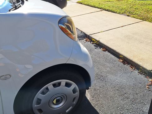 Used 2016 smart fortwo passion image 11