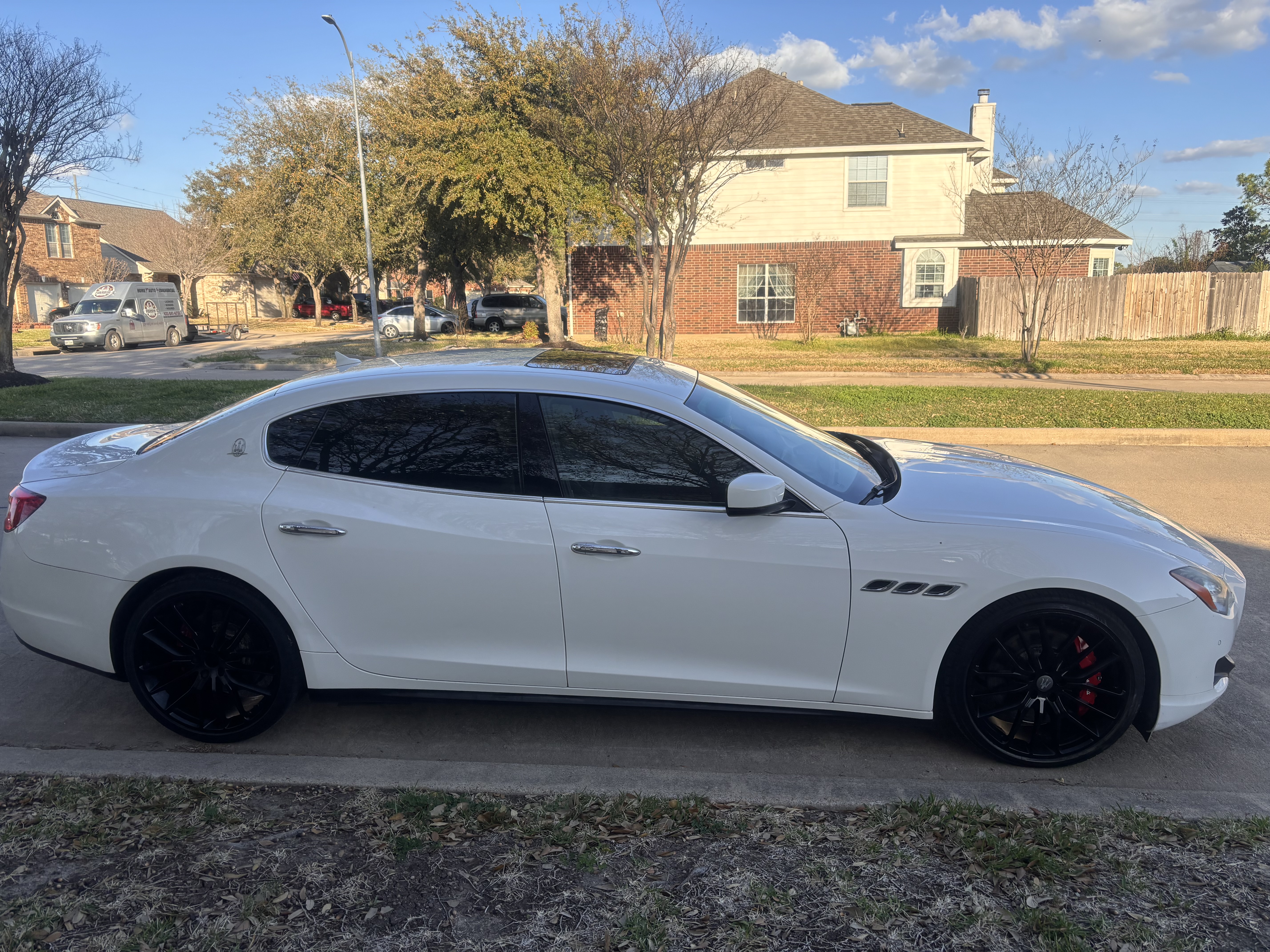 Used 2014 Maserati Quattroporte GTS RWD image 10