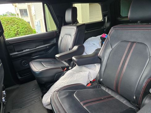 Used 2019 Ford Expedition Limited w/ Equipment Group 303A image 15