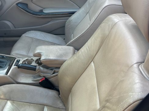 Used 2003 BMW 325Ci Convertible image 8