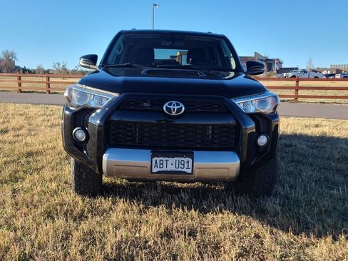 Used 2019 Toyota 4Runner TRD Off-Road Premium image 4