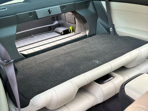 Used 2017 INFINITI Q60 3.0t w/ Premium Plus Package 3.0T image 15