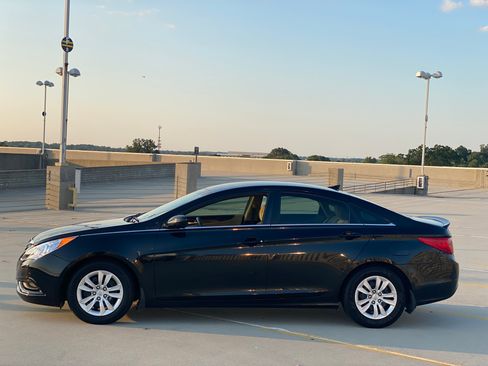 Used 2012 Hyundai Sonata GLS FWD image 6