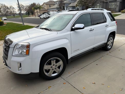 Used 2013 GMC Terrain SLT image 4