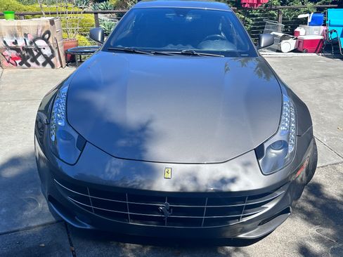 Used 2012 Ferrari FF AWD/4WD image 5