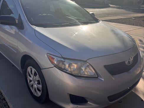 Used 2009 Toyota Corolla Sedan 4D image 9