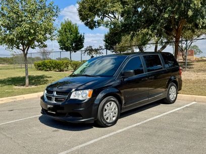 Used 2017 Dodge Grand Caravan SE w/ Power Window Group