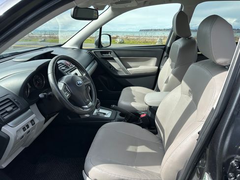 Used 2015 Subaru Forester 2.5i Limited image 4