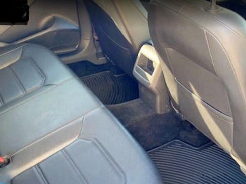 Used 2015 Volkswagen Passat 1.8T Limited Edition image 10