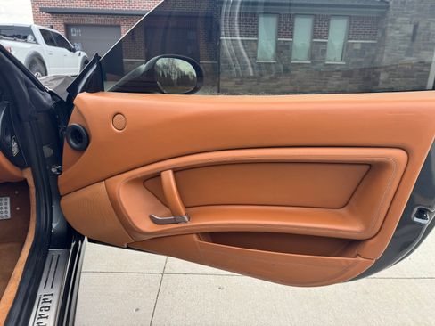 Used 2010 Ferrari California image 31