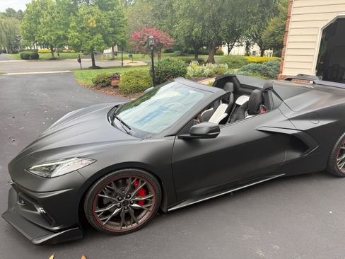 Used 2023 Chevrolet Corvette Stingray Premium Conv w/ Z51 Performance Package RWD image 22
