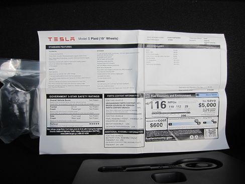 Used 2023 Tesla Model S Plaid AWD/4WD image 12