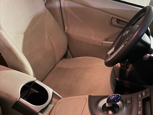 Used 2012 Toyota Prius Two image 10